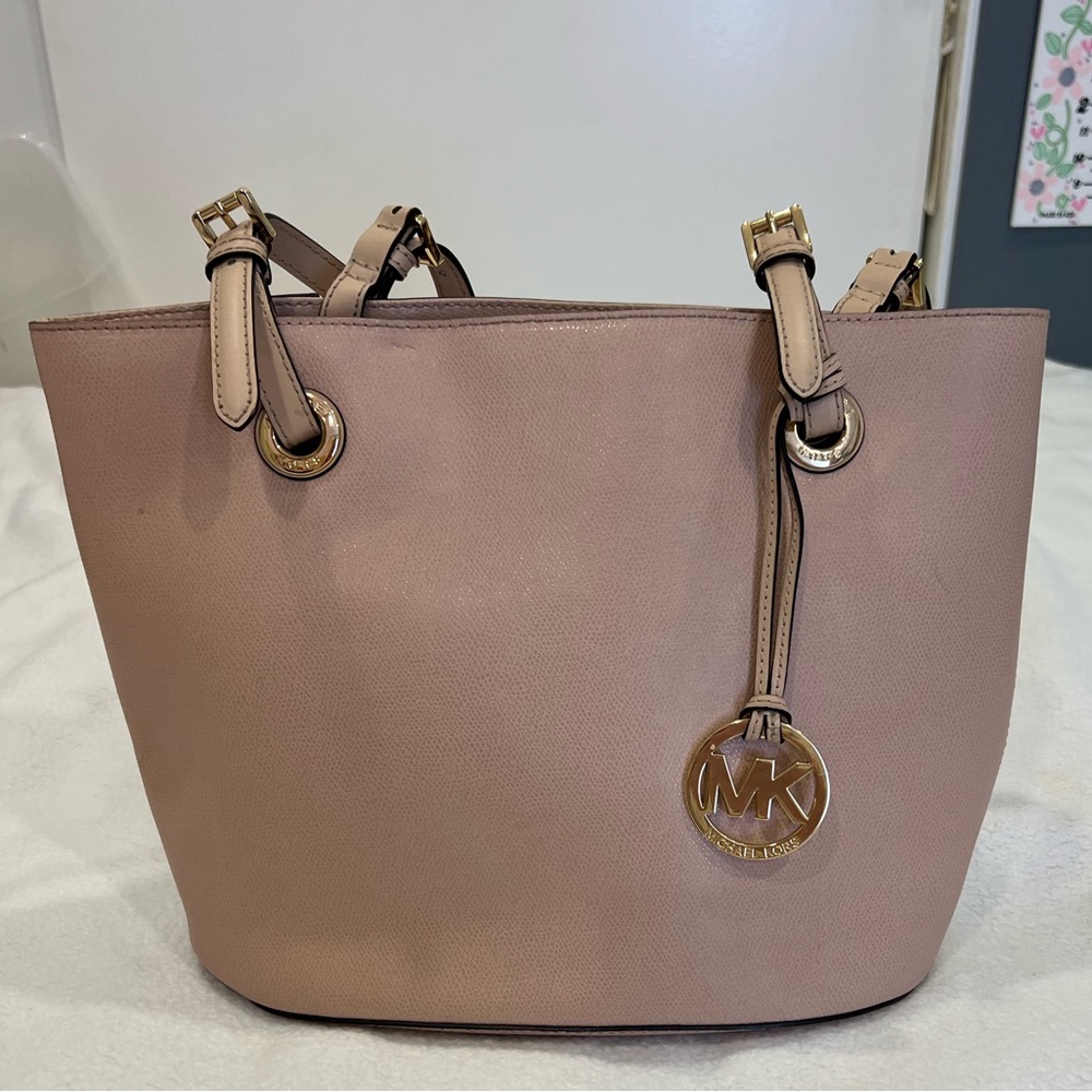 Michael Kors light pink shoulder bag